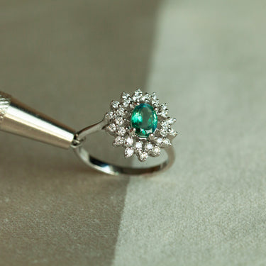 0.87ct Natural Alexandrite 18k White Gold Ring